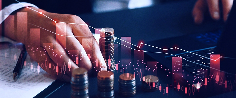 A imagem mostra uma pessoa calculando dinheiro usando moedas.